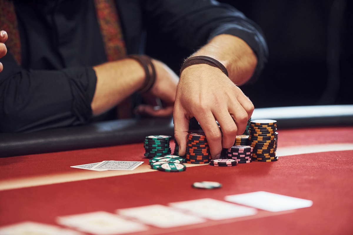 Poker, come battere un maniac: ecco la migliore strategia