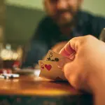 Calibrare le puntate nel poker: ecco alcuni utili consigli da seguire